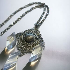 Celebrity NY Company Vintage 70s Statement Necklace Lucite Pendant Silver Tone